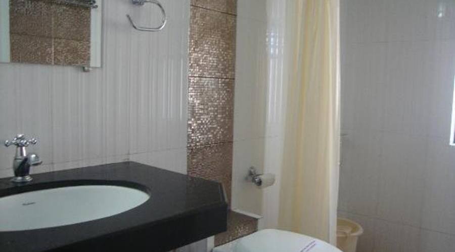 Hotel Lotus, Jalor 5